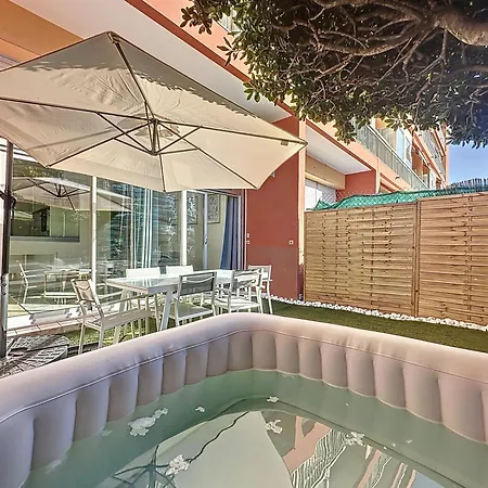 2 Pieces - Parking - Jacuzzi - Food & Drink - Lejlighed *