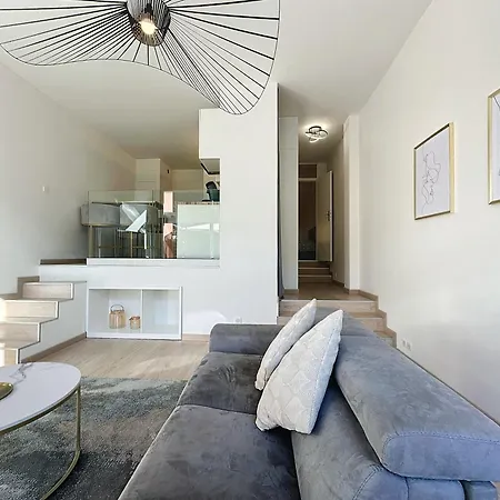 2 Pieces - Parking - Jacuzzi - Food & Drink - شقة